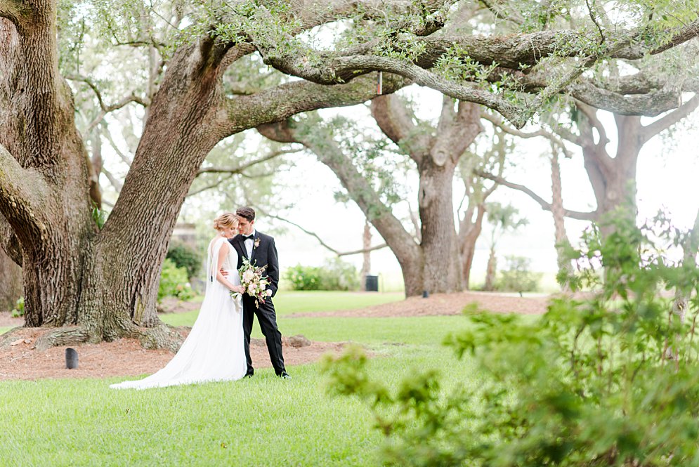 lowndes grove merchants hall society hall magnolia plantation wedding favorites Charleston SC wedding photographer_5499.jpg